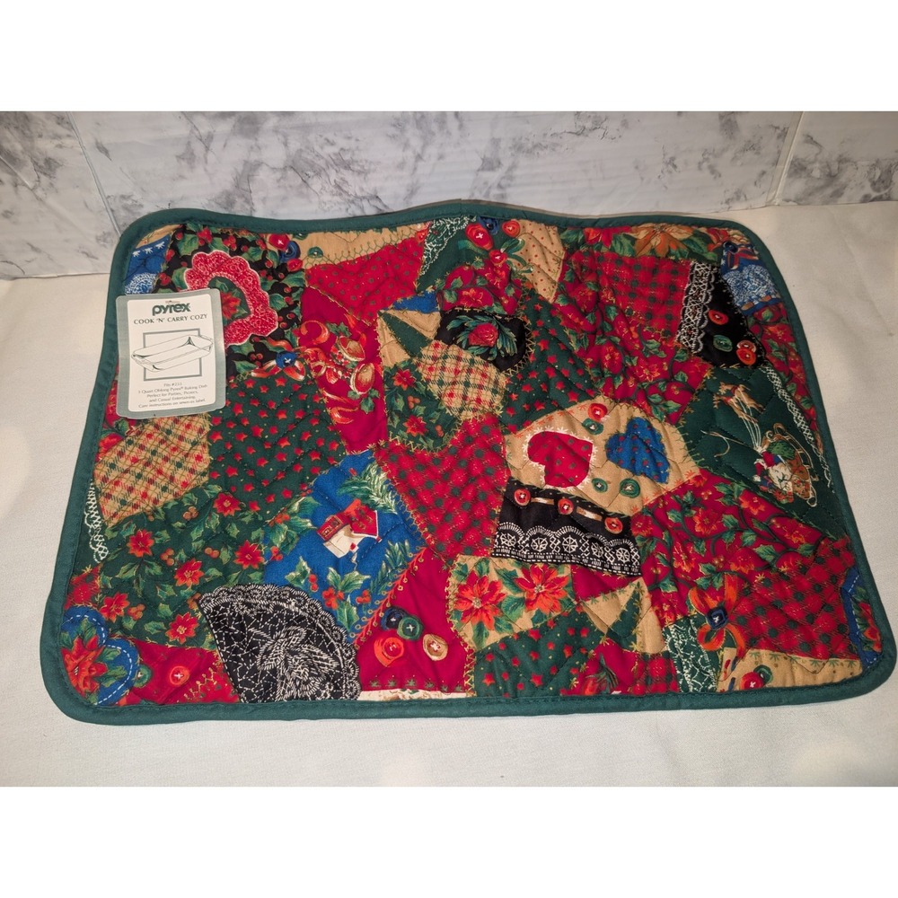 NOS Pyrex Cook n Carry Christmas Quilted Casserole Cozy Fits 233 3 Qt Oblong